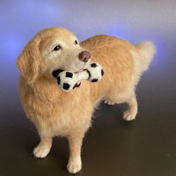 Golden Retriever Needle-Felt Dog Sculpture